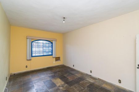 Casa à venda com 210m², 2 quartos e 4 vagasQuarto 2