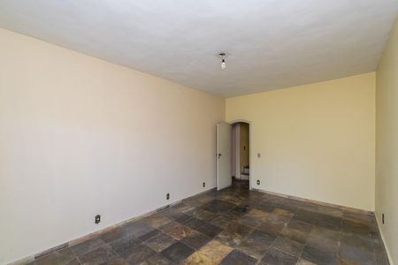 Casa à venda com 210m², 2 quartos e 4 vagasQuarto 2