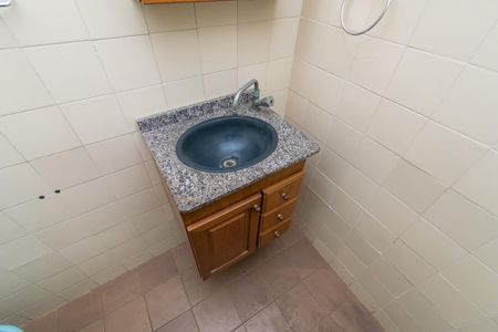 Casa à venda com 210m², 2 quartos e 4 vagasBanheiro de serviço