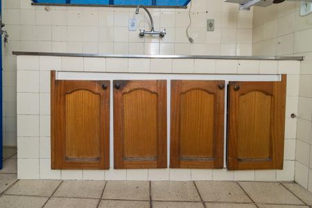 Casa à venda com 210m², 2 quartos e 4 vagasCozinha - Armários