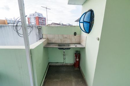 Casa à venda com 210m², 2 quartos e 4 vagasTerraço