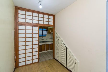 Casa à venda com 210m², 2 quartos e 4 vagasCopa