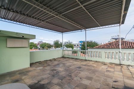 Casa à venda com 210m², 2 quartos e 4 vagasTerraço