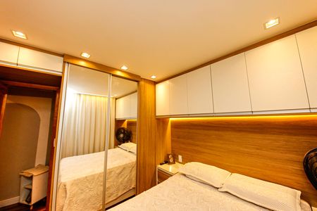 Apartamento à venda com 56m², 2 quartos e 1 vagaQuarto 2