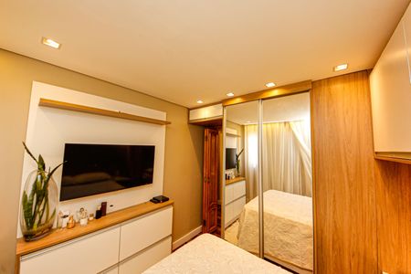 Quarto 2 de apartamento à venda com 2 quartos, 56m² em Vila Alpina, São Paulo