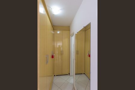 Apartamento à venda com 113m², 3 quartos e 1 vaga Apartamento à venda com 113m², 3 quartos e 1 vagaCloset da Suíte