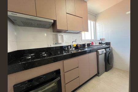 Apartamento à venda com 2 quartos, 56m² em Nova Suíça, Belo Horizonte
