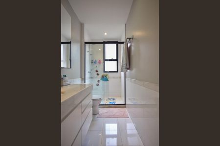 Apartamento para alugar com 178m², 3 quartos e 2 vagasBanheiro da Suíte 1