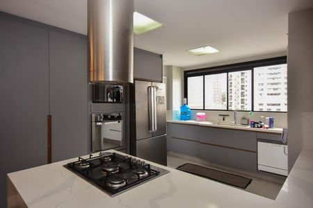 Apartamento para alugar com 178m², 3 quartos e 2 vagasCozinha