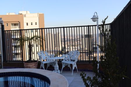 Apartamento para alugar com 240m², 3 quartos e 3 vagasPiscina