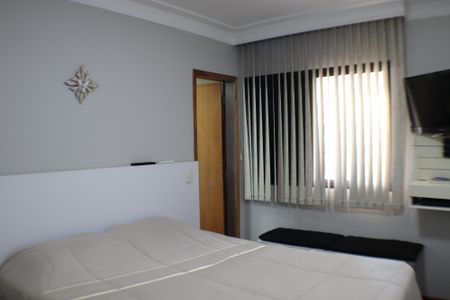 Apartamento para alugar com 240m², 3 quartos e 3 vagasSuíte