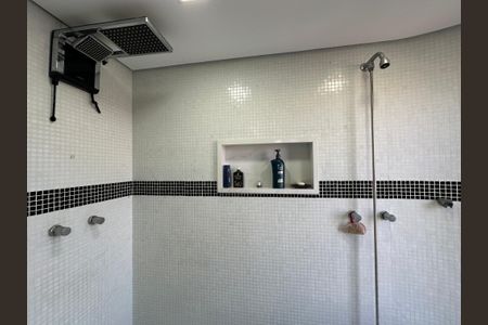 Apartamento para alugar com 240m², 3 quartos e 3 vagasBanheiro da Suíte