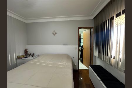 Apartamento para alugar com 240m², 3 quartos e 3 vagasSuite