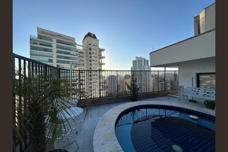 Apartamento para alugar com 240m², 3 quartos e 3 vagasPiscina