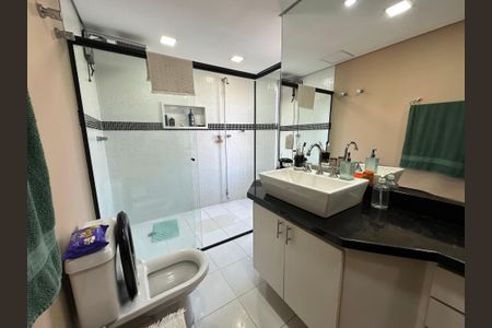Apartamento para alugar com 240m², 3 quartos e 3 vagasBanheiro da Suíte