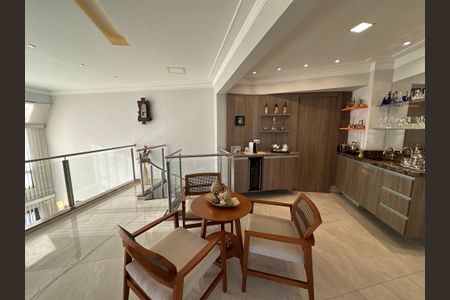 Apartamento para alugar com 240m², 3 quartos e 3 vagasSala de TV