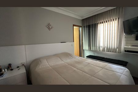 Apartamento para alugar com 240m², 3 quartos e 3 vagasSuíte