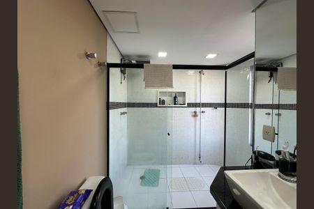 Apartamento para alugar com 240m², 3 quartos e 3 vagasBanheiro da Suíte