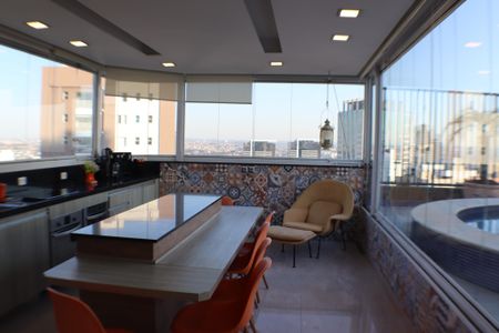 Apartamento para alugar com 240m², 3 quartos e 3 vagasChurrasqueira