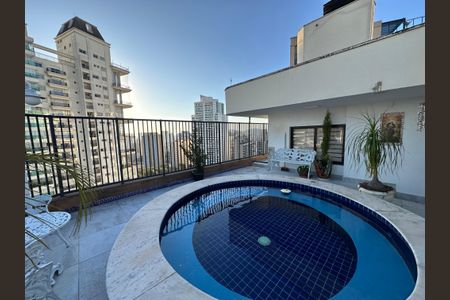 Apartamento para alugar com 240m², 3 quartos e 3 vagasPiscina