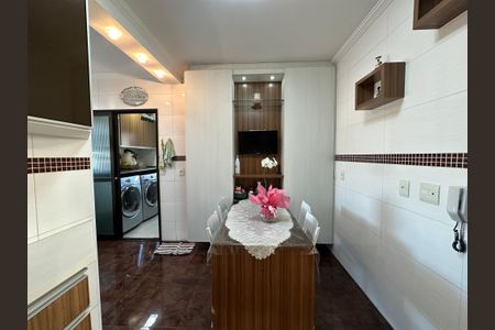 Apartamento para alugar com 240m², 3 quartos e 3 vagasCozinha