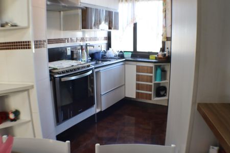 Apartamento para alugar com 240m², 3 quartos e 3 vagasCozinha