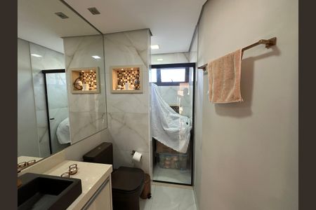 Apartamento para alugar com 240m², 3 quartos e 3 vagasBanheiro Social 2