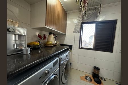 Apartamento para alugar com 240m², 3 quartos e 3 vagasÁrea de Serviço