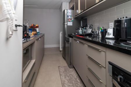 Apartamento à venda com 75m², 3 quartos e 2 vagasCozinha