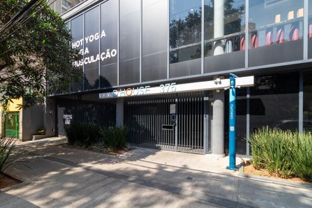 Apartamento à venda com 75m², 3 quartos e 2 vagasFachada