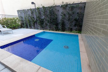 Apartamento à venda com 75m², 3 quartos e 2 vagasÁrea comum - Piscina