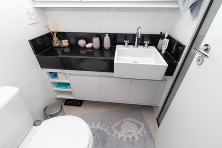 Apartamento à venda com 75m², 3 quartos e 2 vagasBanheiro da Suíte