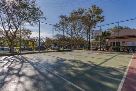 Apartamento à venda com 67m², 3 quartos e 2 vagas Apartamento à venda com 67m², 3 quartos e 2 vagasÁrea comum - Quadra Esportiva