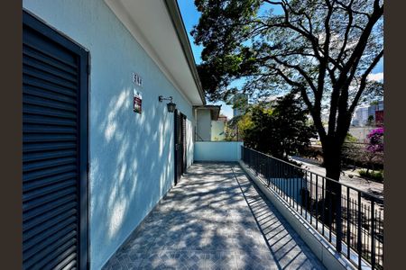 Casa à venda com 250m², 3 quartos e 2 vagas Casa à venda com 250m², 3 quartos e 2 vagasSacada Quarto 2 e 3