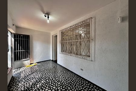 Casa à venda com 250m², 3 quartos e 2 vagas Casa à venda com 250m², 3 quartos e 2 vagasVaranda Sala