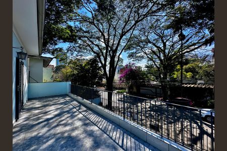 Casa à venda com 250m², 3 quartos e 2 vagas Casa à venda com 250m², 3 quartos e 2 vagasSacada Quarto 2 e 3