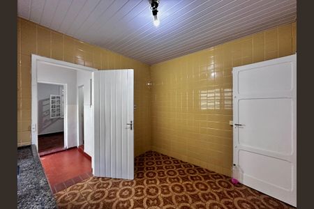 Casa à venda com 250m², 3 quartos e 2 vagas Casa à venda com 250m², 3 quartos e 2 vagasCozinha