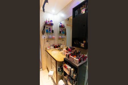 Apartamento à venda com 150m², 4 quartos e 1 vaga Apartamento à venda com 150m², 4 quartos e 1 vagaBanheiro/Suite