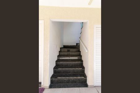 Apartamento à venda com 31m², 1 quarto e sem vagaEscada de Acesso