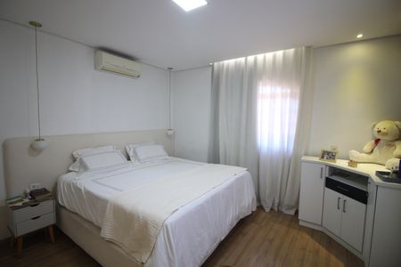 Casa à venda com 530m², 4 quartos e 4 vagasQuarto 3
