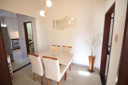 Casa à venda com 530m², 4 quartos e 4 vagasCopa