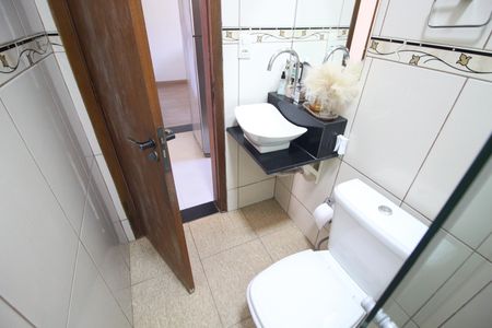 Casa à venda com 530m², 4 quartos e 4 vagasBanheiro