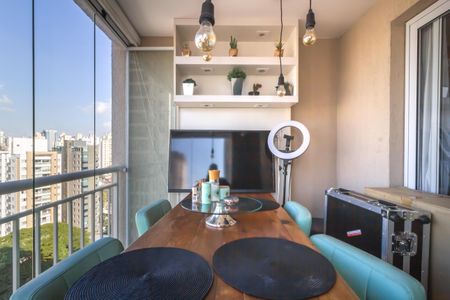 Apartamento à venda com 54m², 2 quartos e 1 vagaVaranda