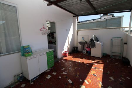 Apartamento à venda com 61m², 1 quarto e sem vagaÁrea de Serviço