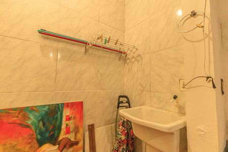 Casa à venda com 200m², 4 quartos e 1 vagaÁrea de Serviço