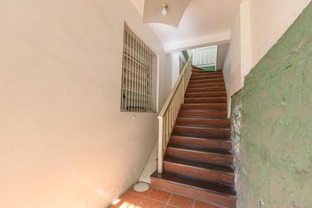 Casa à venda com 200m², 4 quartos e 1 vagaEscada