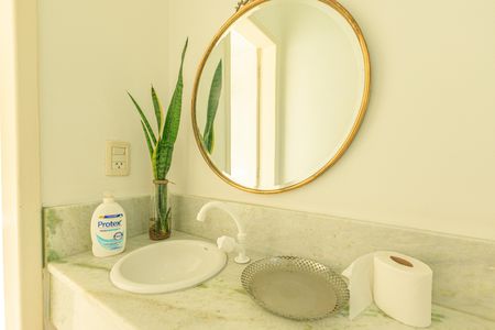 Casa à venda com 200m², 4 quartos e 1 vagaLavabo da Sala 1