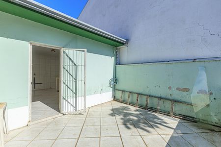 Casa à venda com 200m², 4 quartos e 1 vagaVaranda