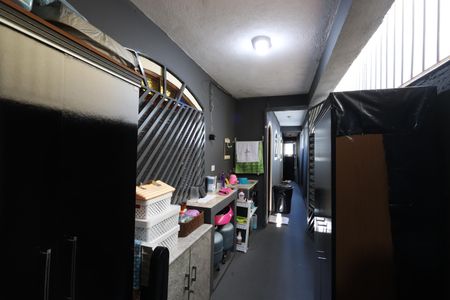 Casa à venda com 130m², 3 quartos e 2 vagasCorredor