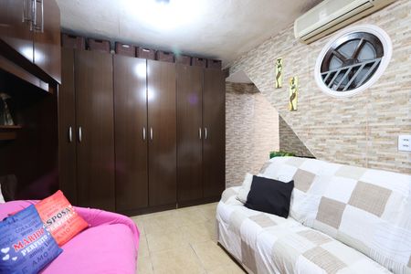 Casa à venda com 130m², 3 quartos e 2 vagasQuarto 2